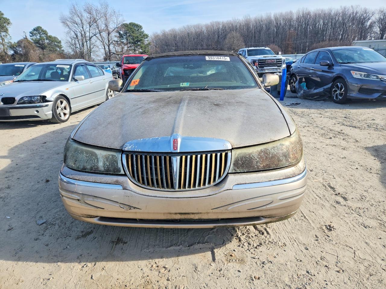 1998 LINCOLN TOWN CAR SIGNATURE photo 5