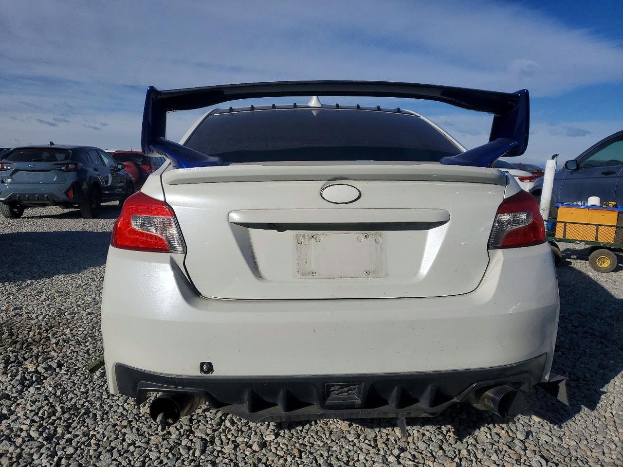 2016 SUBARU WRX photo 16