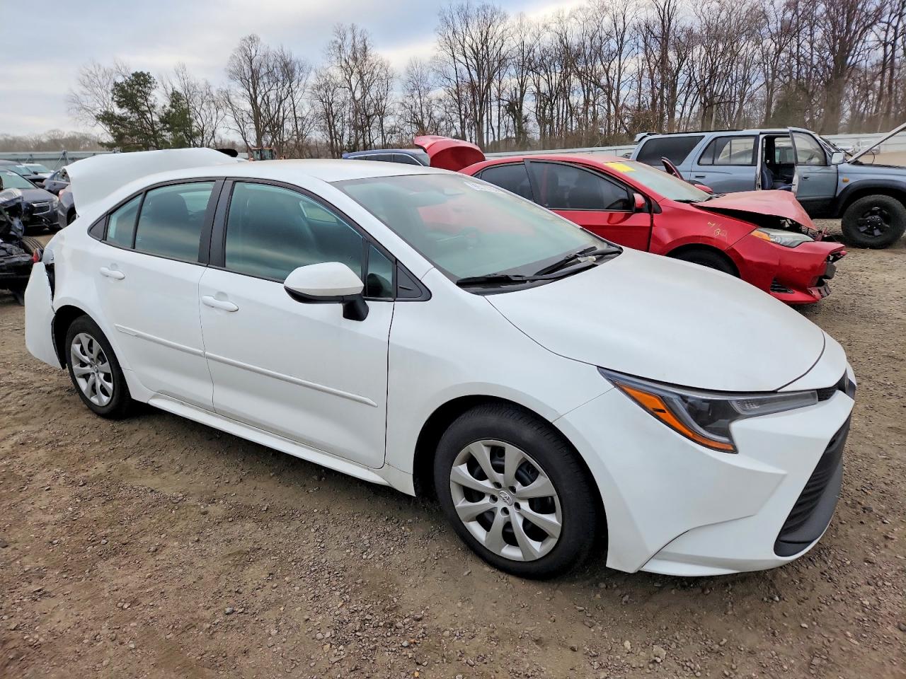 2024 TOYOTA COROLLA LE photo 4