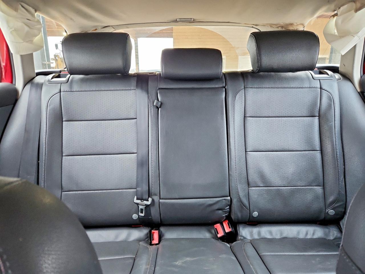 2009 VOLKSWAGEN JETTA SE photo 28