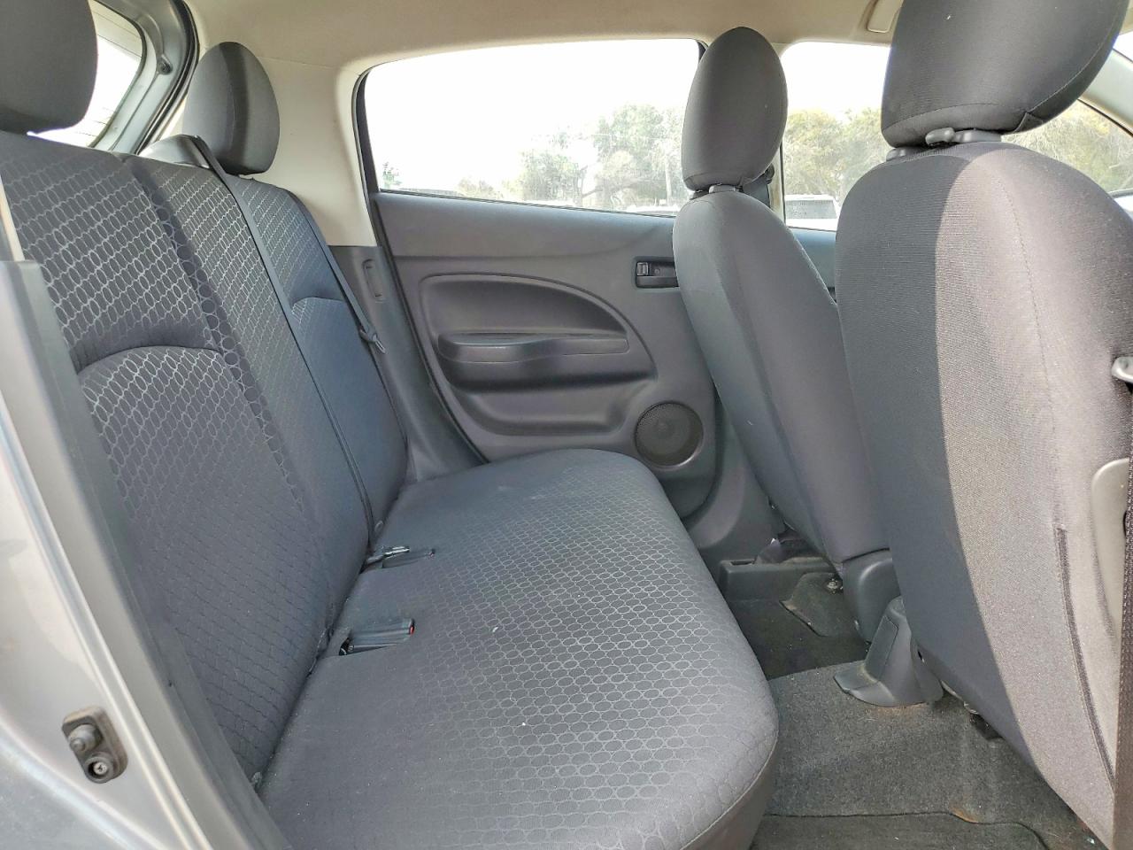 2015 MITSUBISHI MIRAGE DE photo 10
