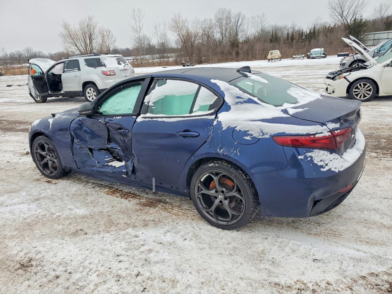 2019 ALFA ROMEO GIULIA photo 4