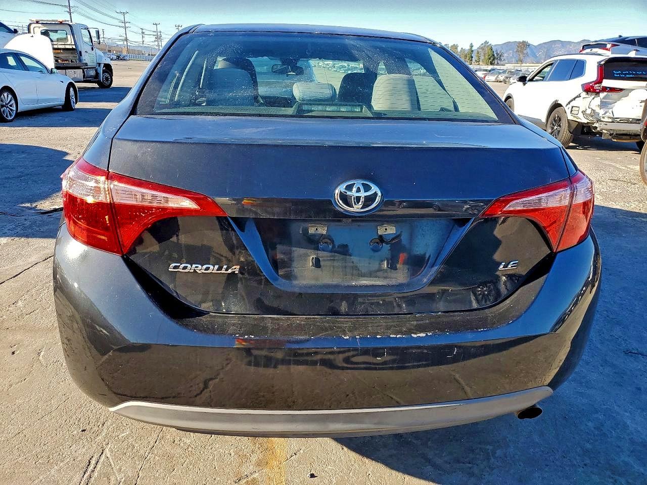 2018 TOYOTA COROLLA L photo 6