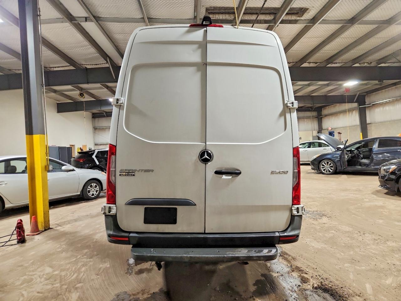 2021 MERCEDES BENZ SPRINTER DELIVERY VAN photo 6
