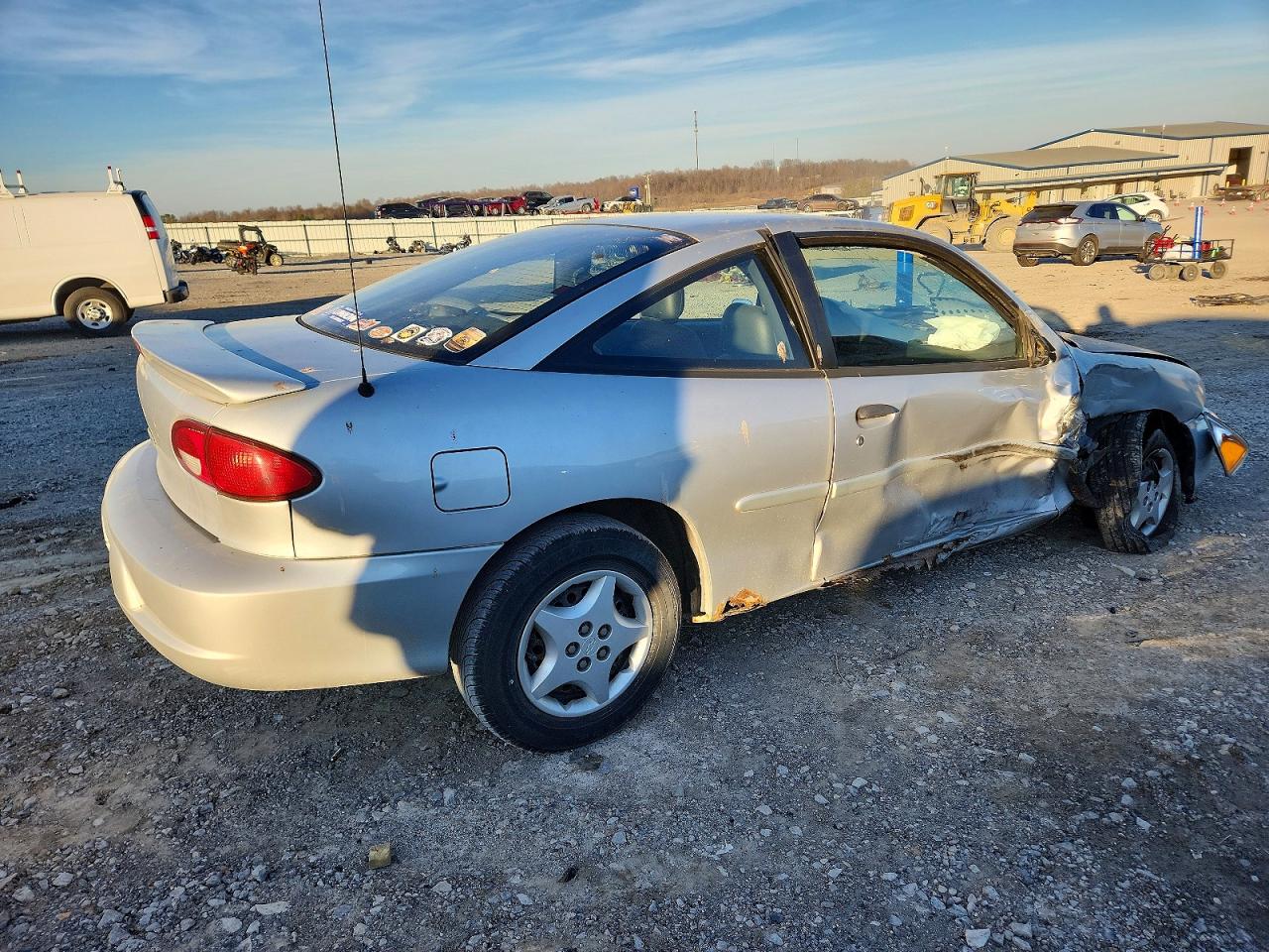 2001 CHEVROLET CAVALIER photo 3