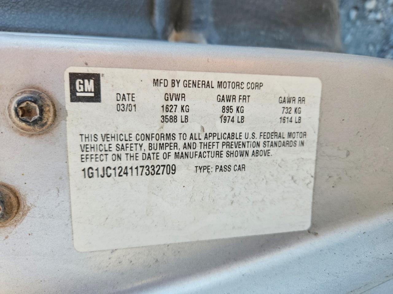 2001 CHEVROLET CAVALIER photo 12