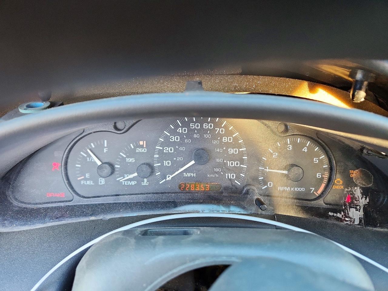 2001 CHEVROLET CAVALIER photo 9