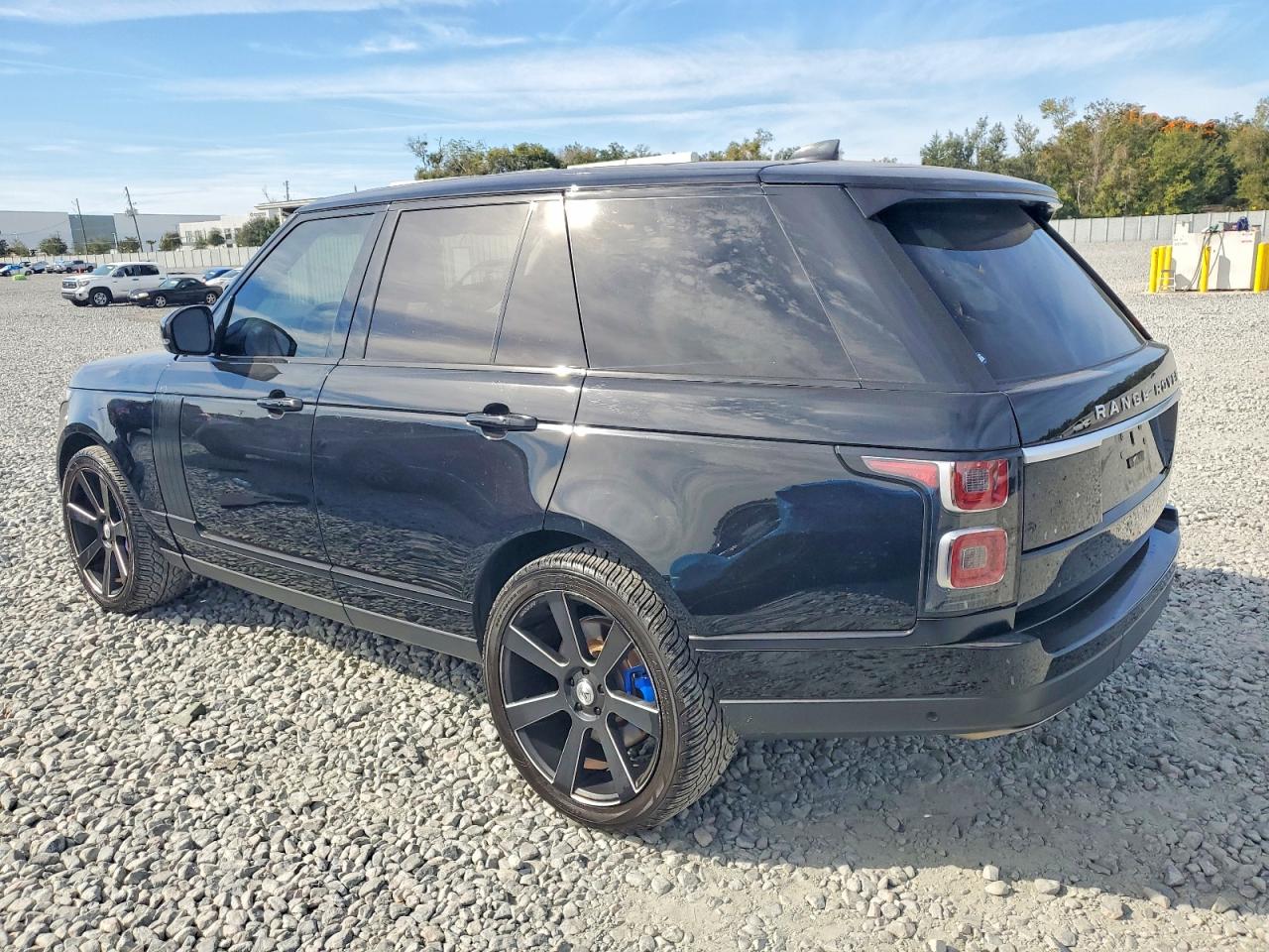 2020 LAND ROVER RANGE ROVER HSE photo 2