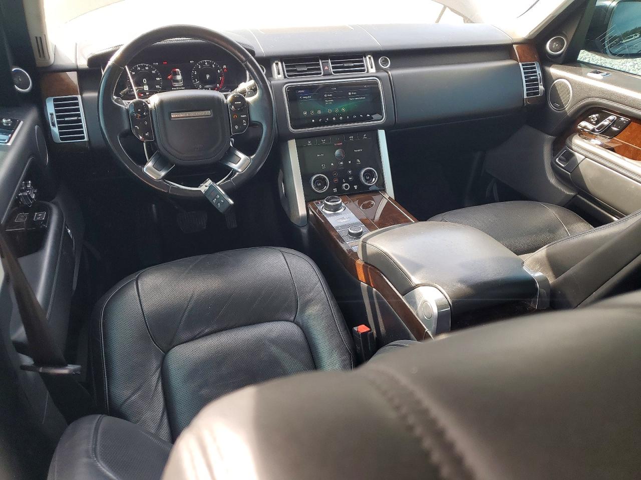 2020 LAND ROVER RANGE ROVER HSE photo 8
