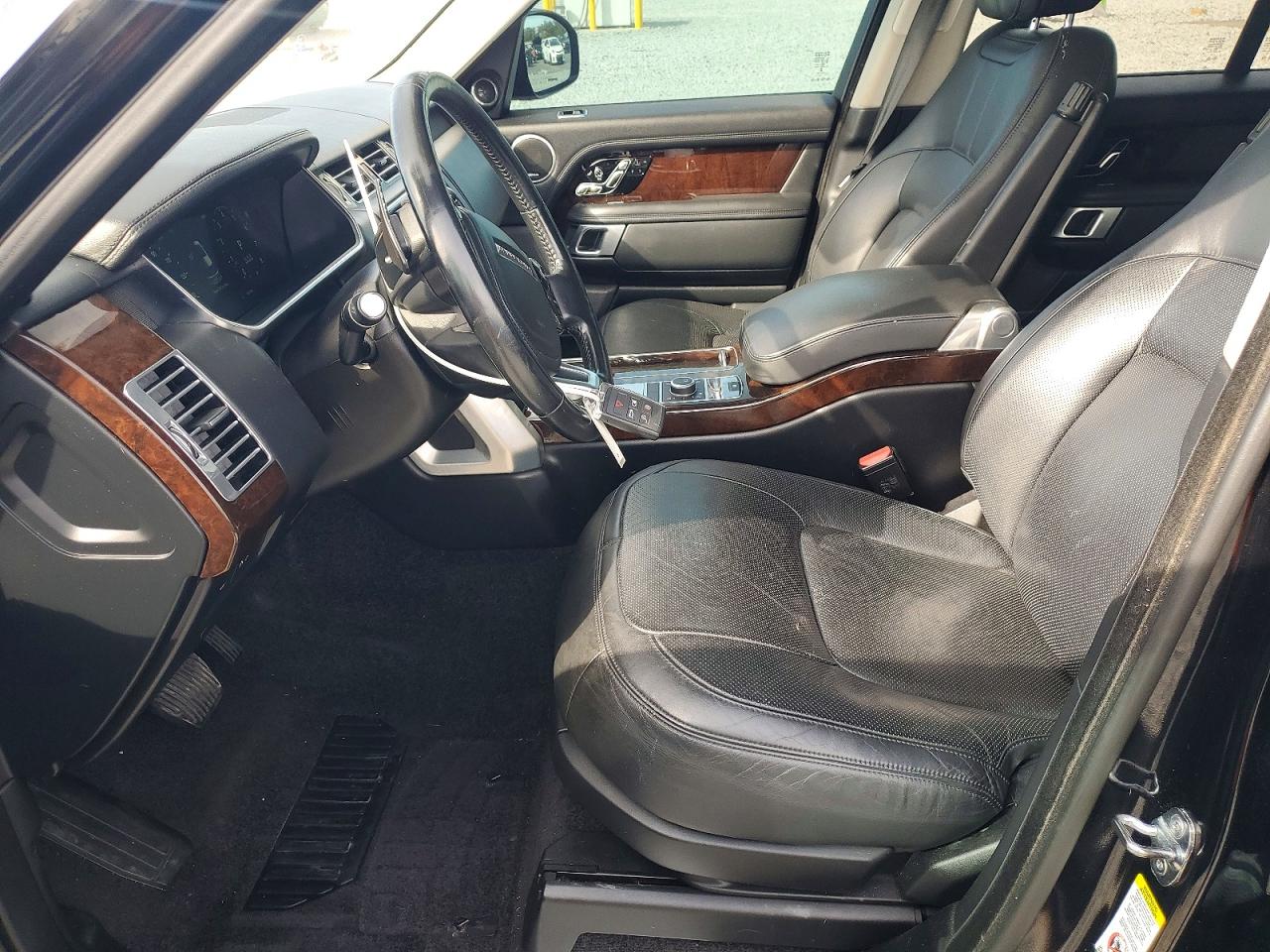 2020 LAND ROVER RANGE ROVER HSE photo 7