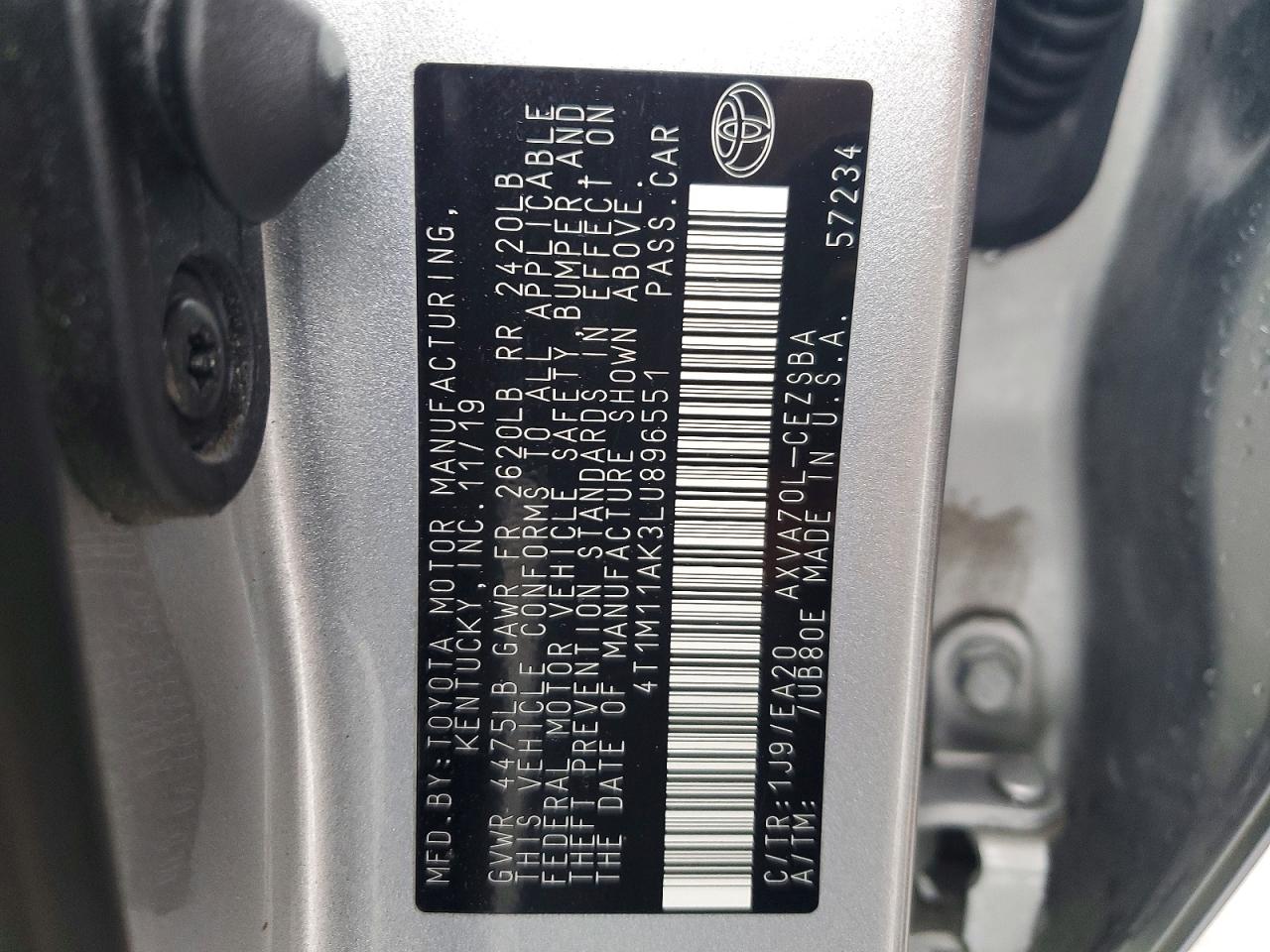 2020 TOYOTA CAMRY SE photo 12
