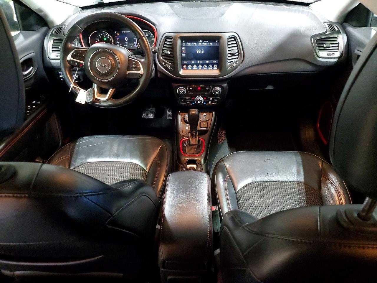 2017 JEEP COMPASS TRAILHAWK photo 8