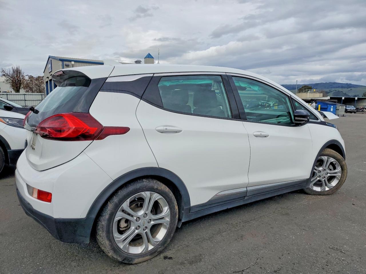 2017 CHEVROLET BOLT EV LT photo 7