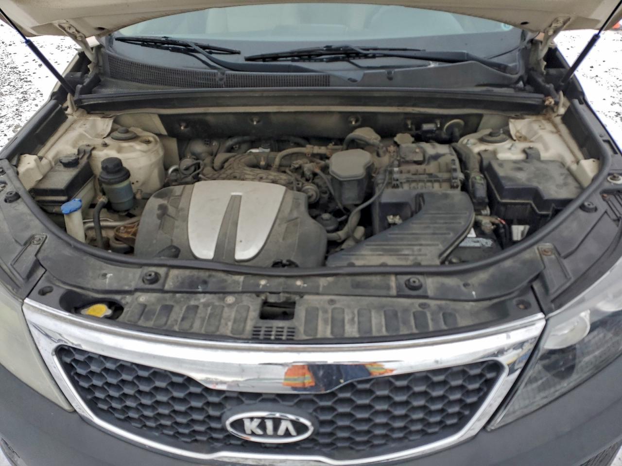 2011 KIA SORENTO BASE photo 12