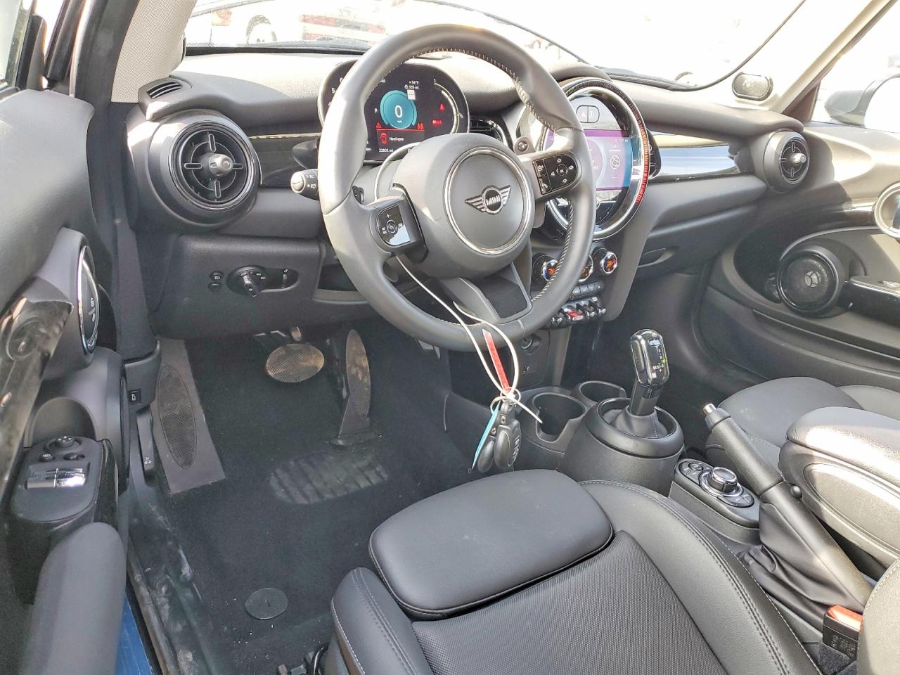 2023 MINI COOPER S photo 8