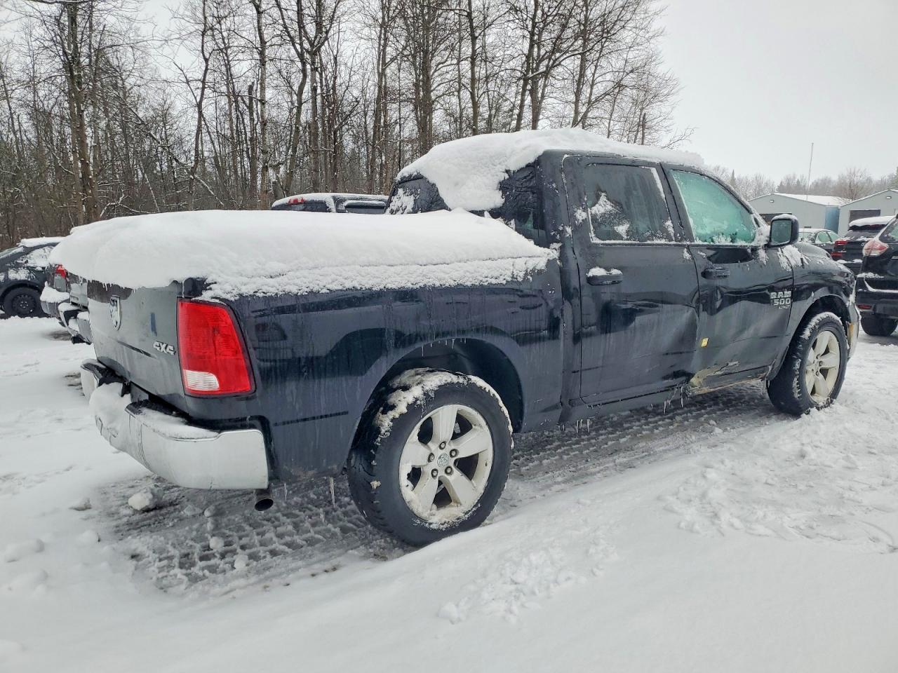 2021 RAM 1500 CLASSIC TRADESMAN photo 3