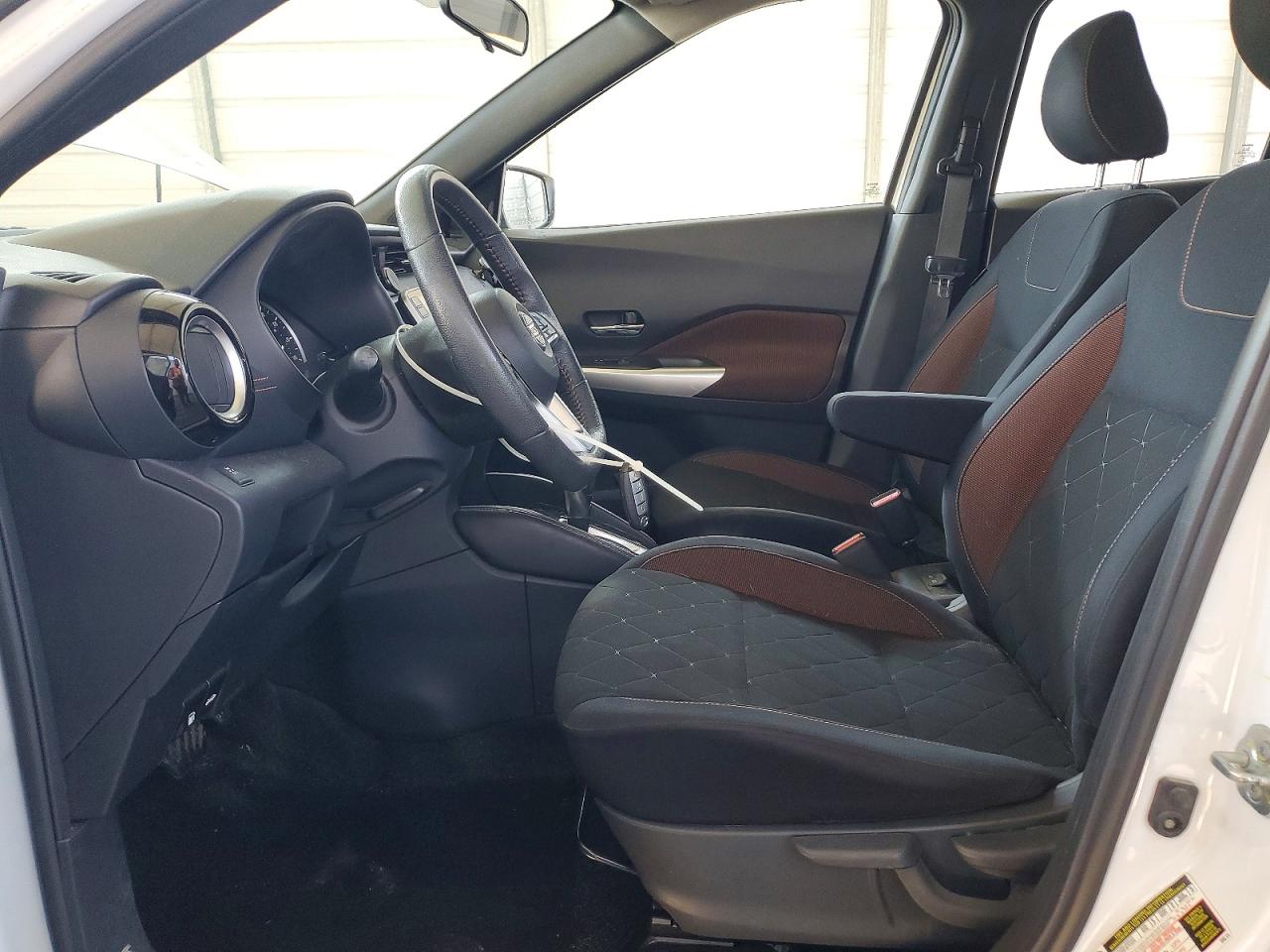 2018 NISSAN KICKS S photo 7
