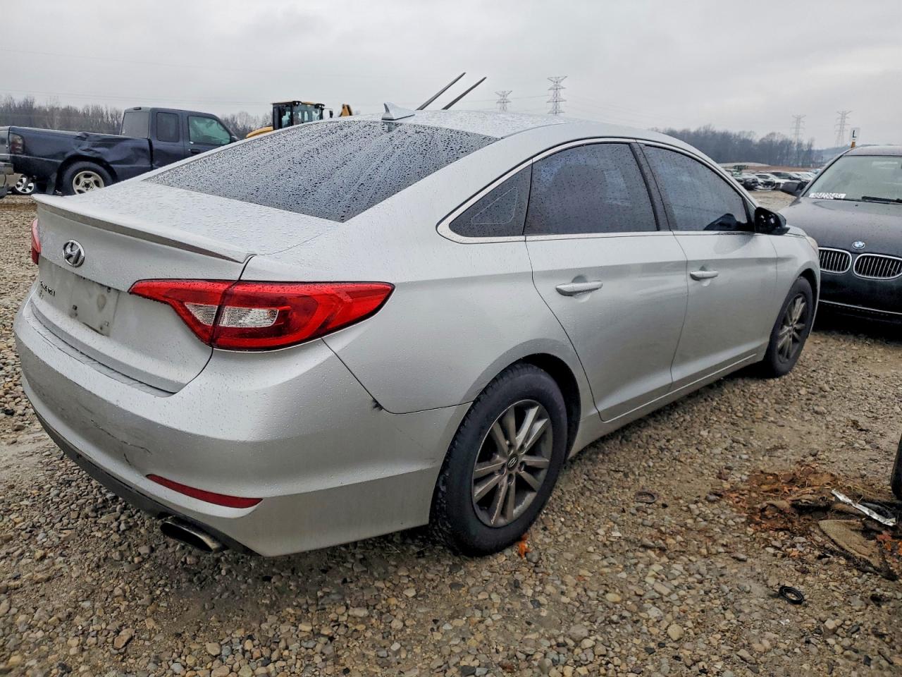 2016 HYUNDAI SONATA SE photo 3