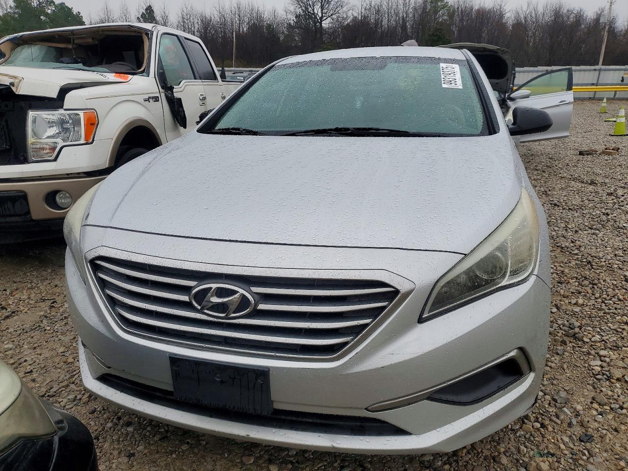 2016 HYUNDAI SONATA SE photo 5