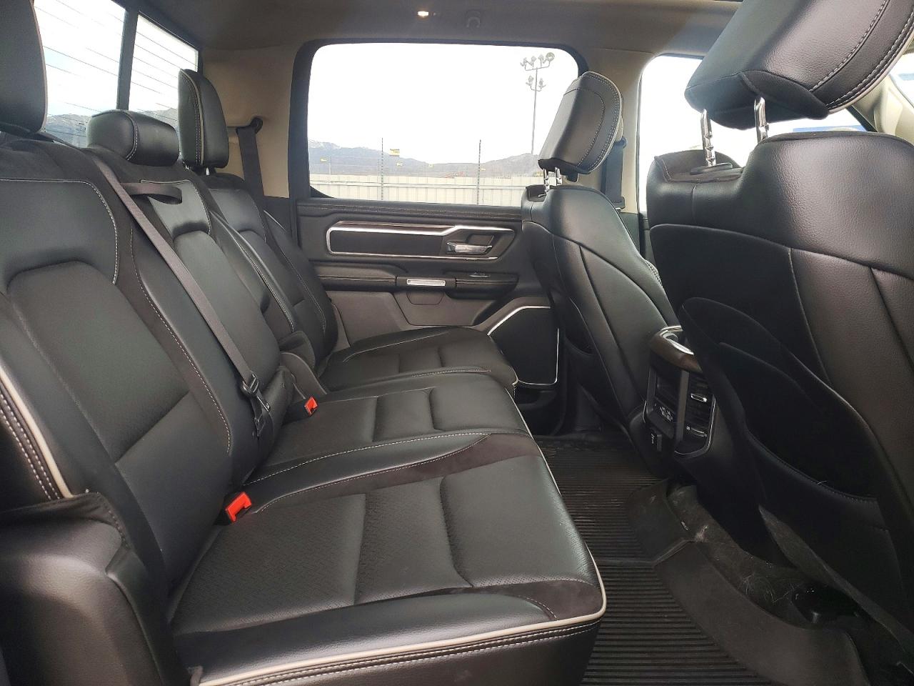 2021 RAM 1500 LARAMIE photo 19