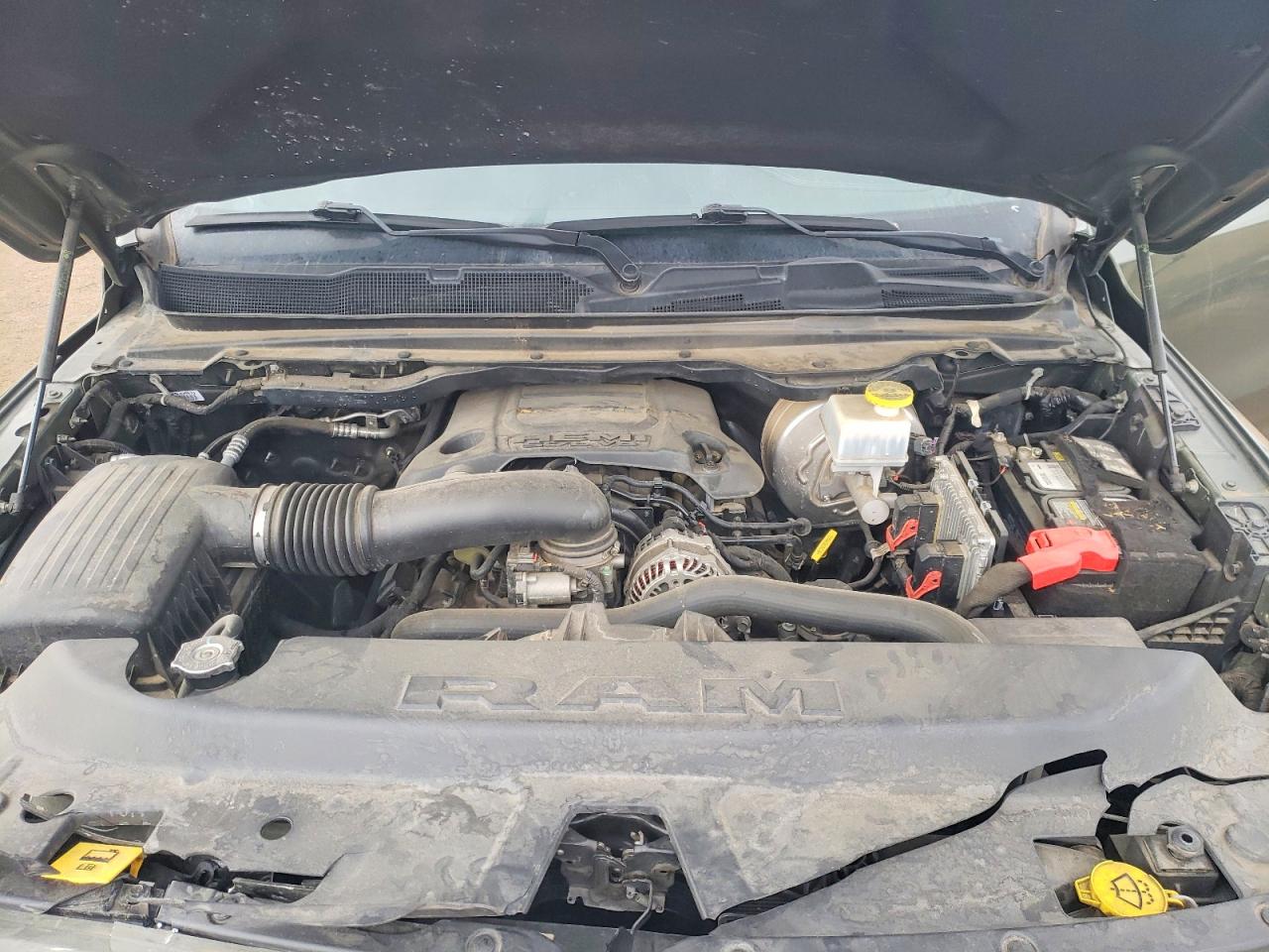 2021 RAM 1500 LARAMIE photo 21