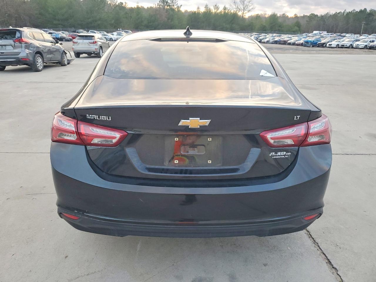 2022 CHEVROLET MALIBU LT photo 6
