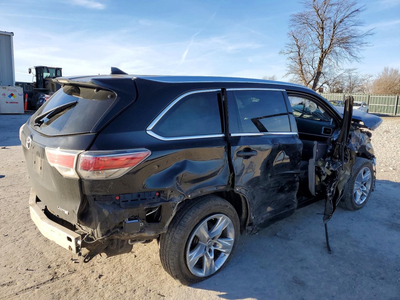 2016 TOYOTA HIGHLANDER LIMITED photo 3