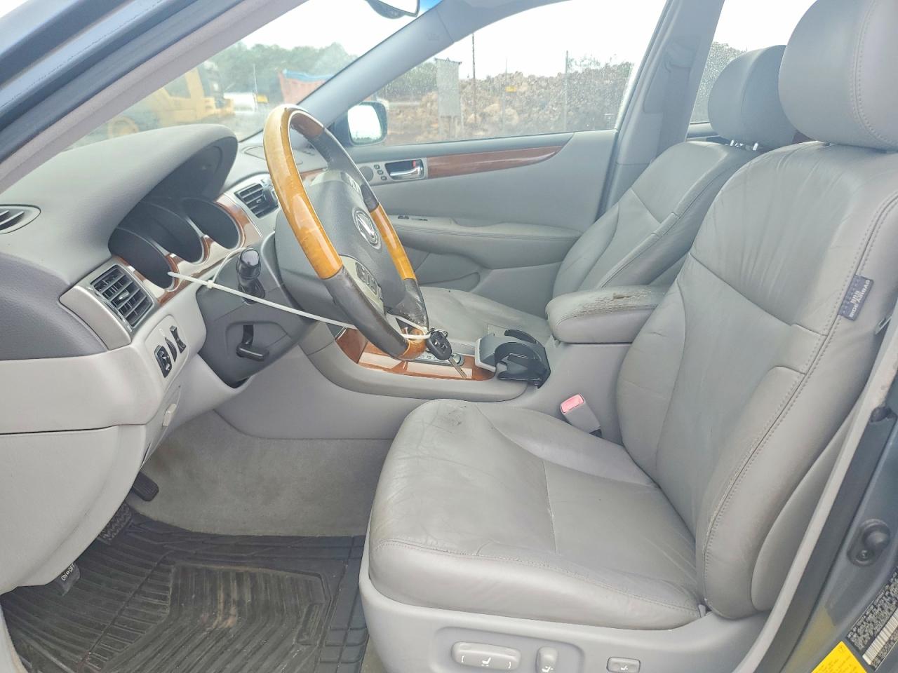 2005 LEXUS ES 330 photo 7
