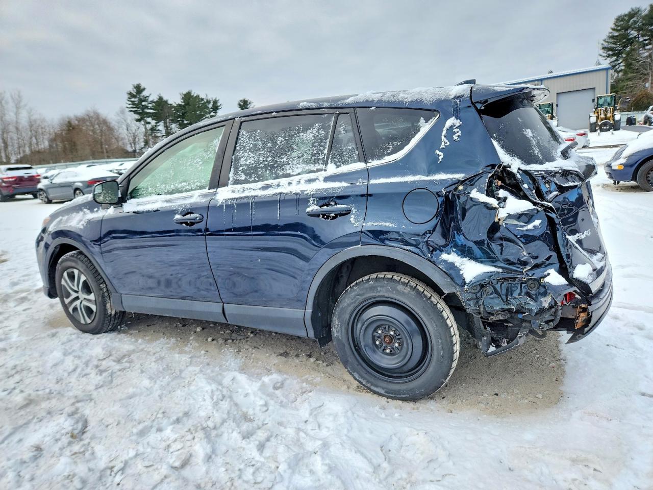 2018 TOYOTA RAV4 LE photo 2