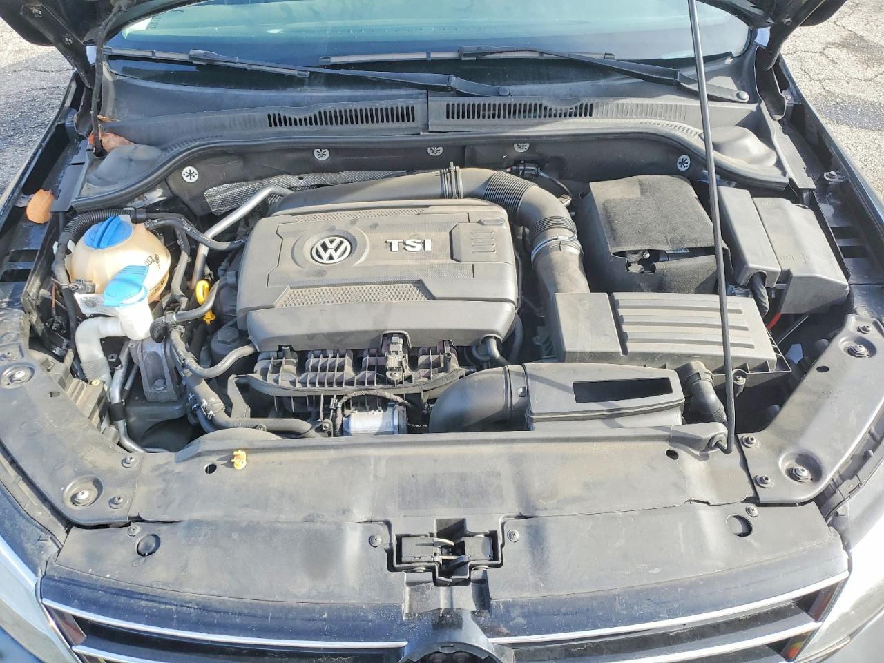 2015 VOLKSWAGEN JETTA SE photo 11