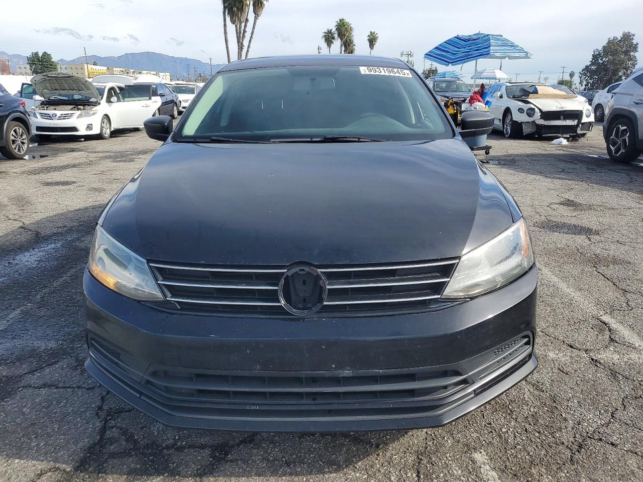 2015 VOLKSWAGEN JETTA SE photo 5