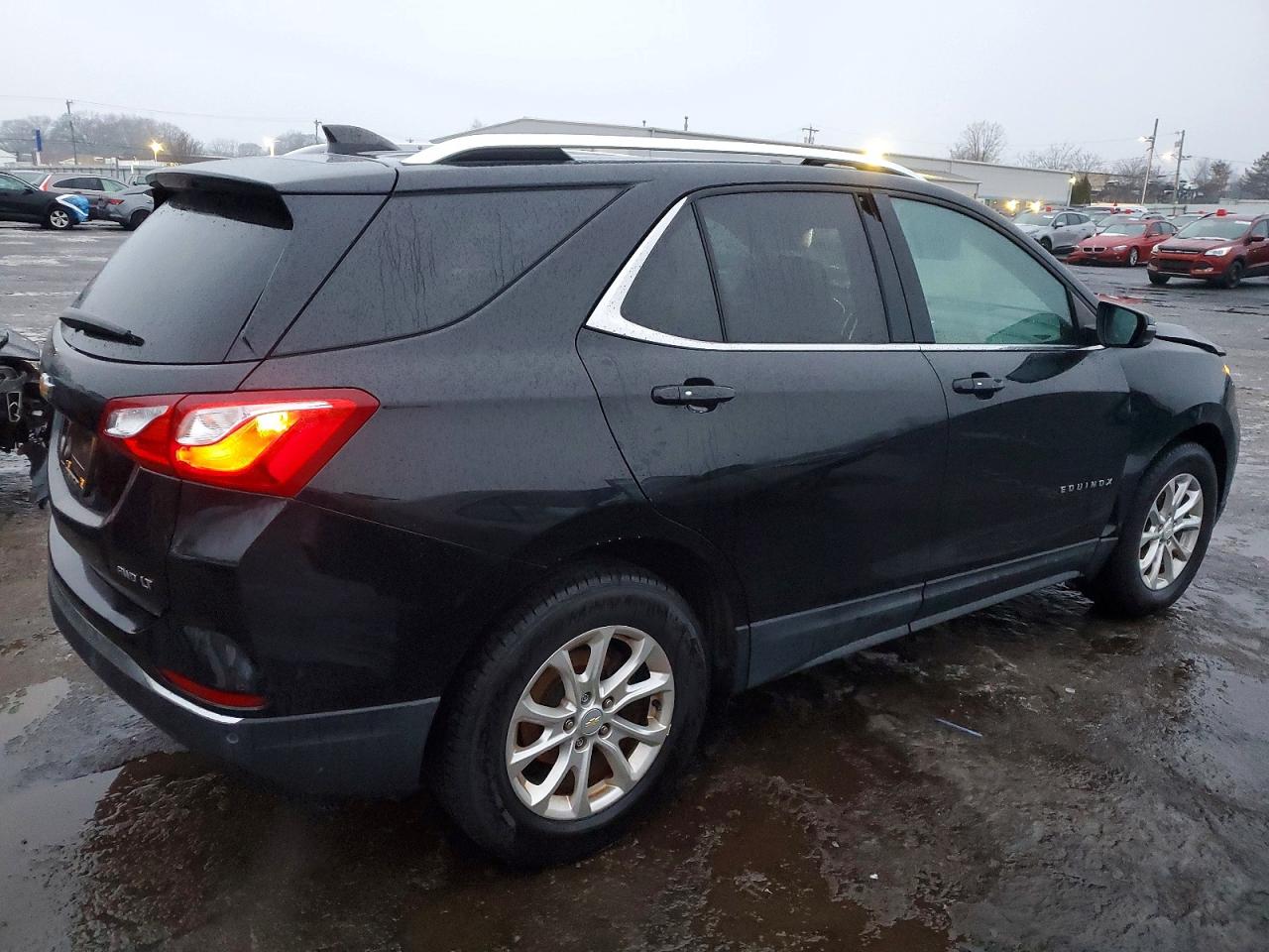 2018 CHEVROLET EQUINOX LT photo 3