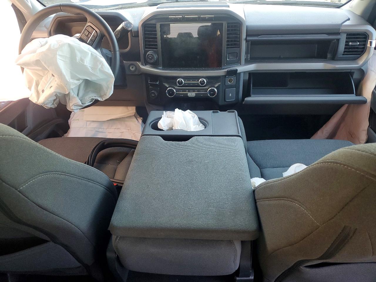 2024 FORD F150 XLT photo 15
