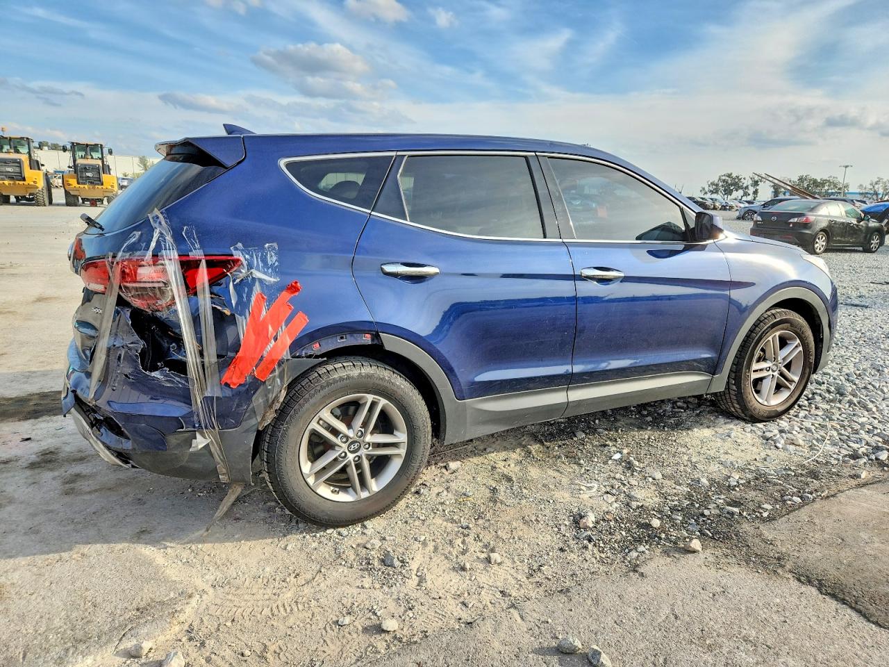 2017 HYUNDAI SANTA FE SPORT photo 3