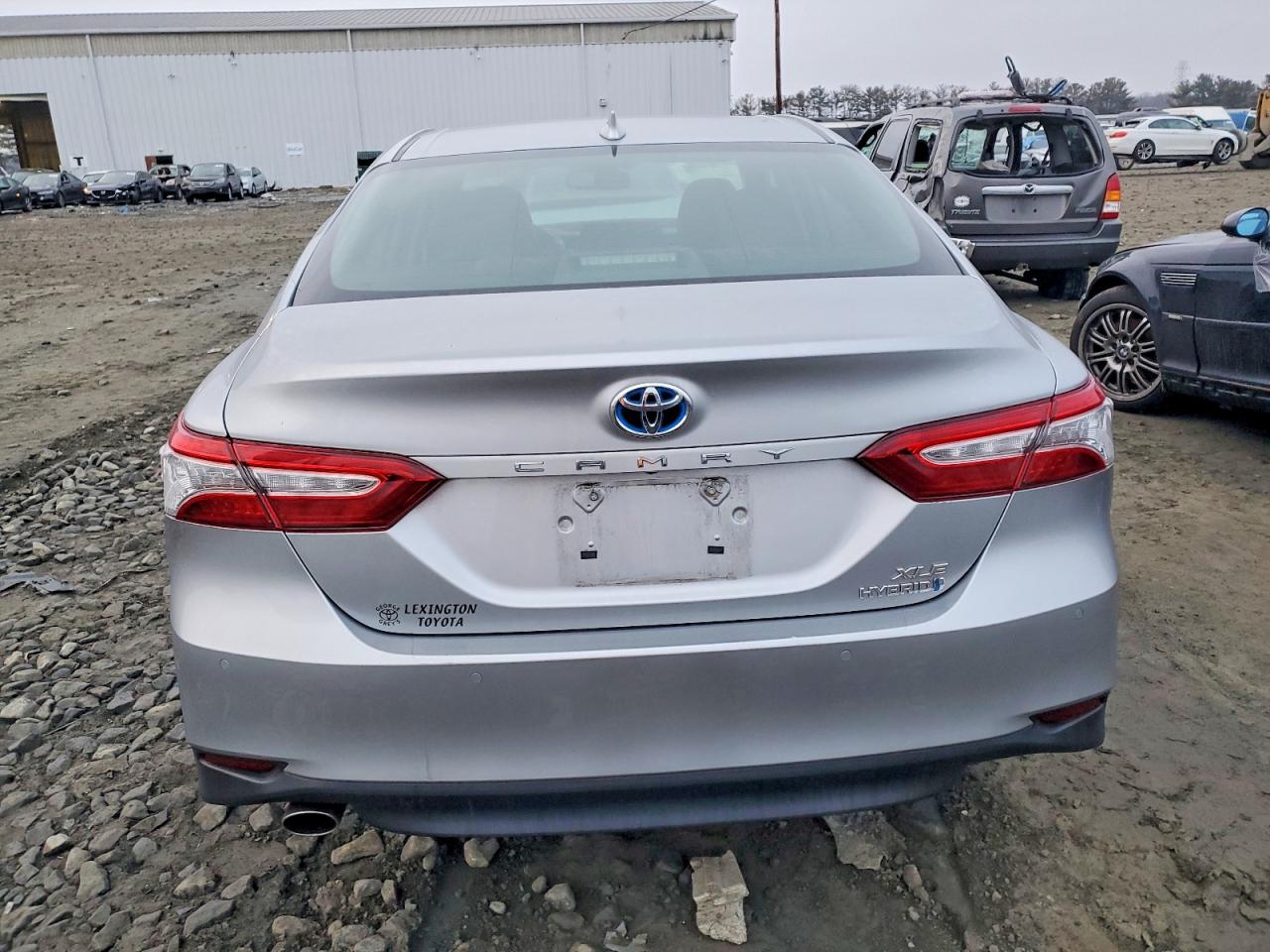 2020 TOYOTA CAMRY XLE photo 11