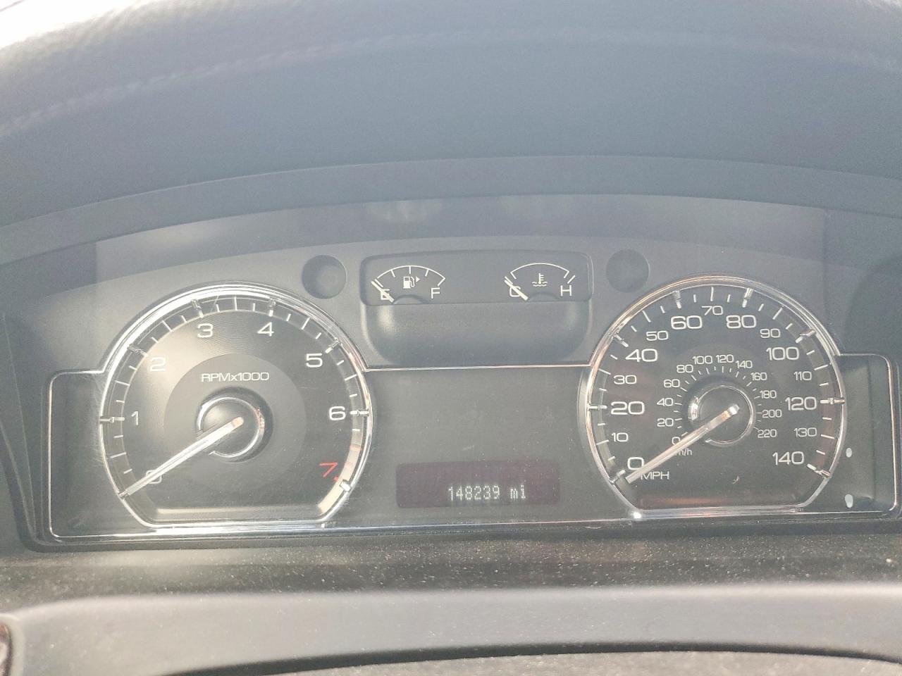 2009 LINCOLN MKS photo 9