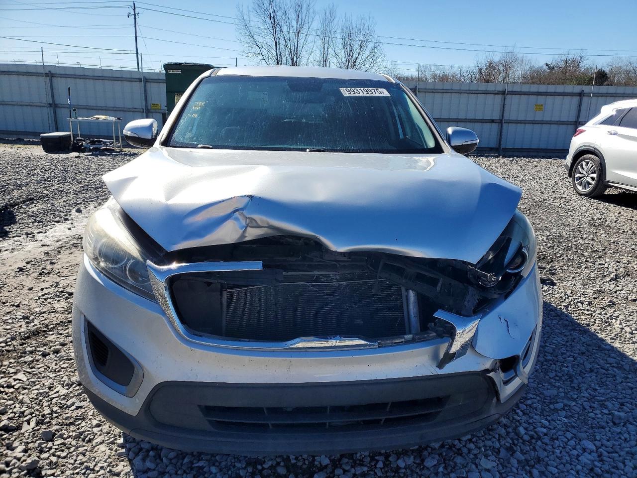 2016 KIA SORENTO LX photo 5