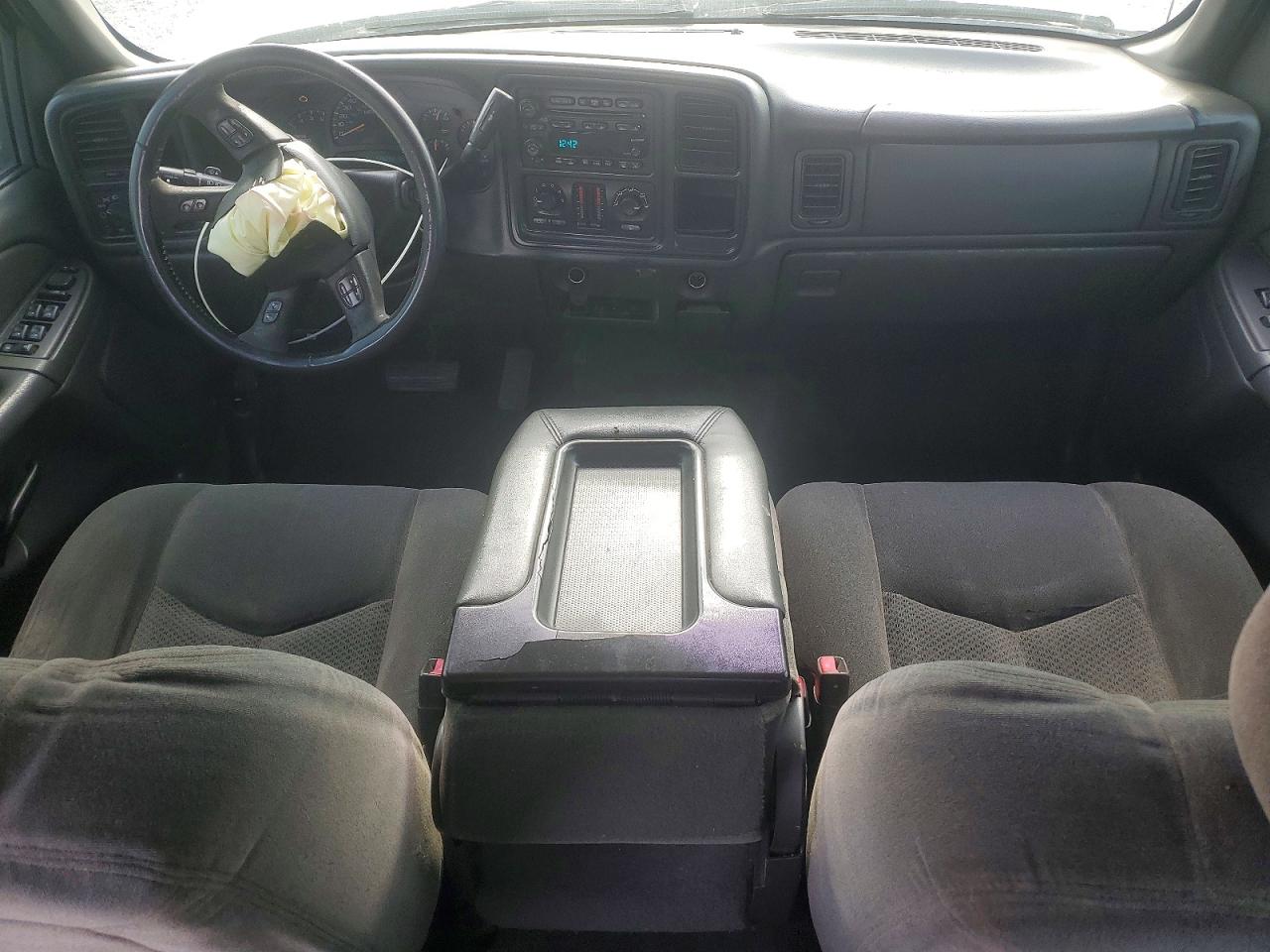 2005 CHEVROLET SILVERADO C1500 photo 8