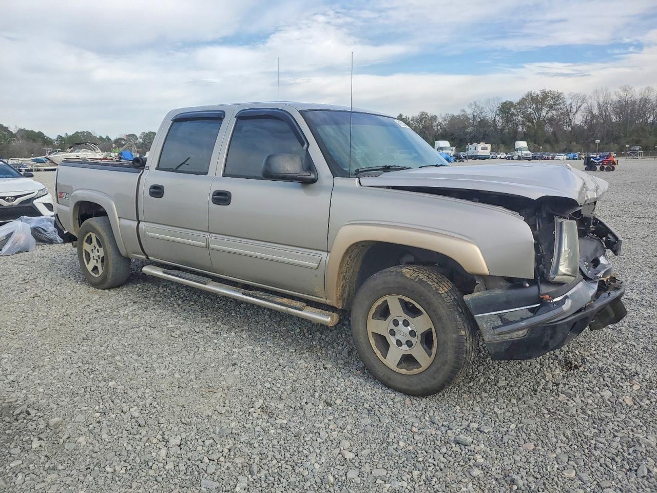 2005 CHEVROLET SILVERADO C1500 photo 4