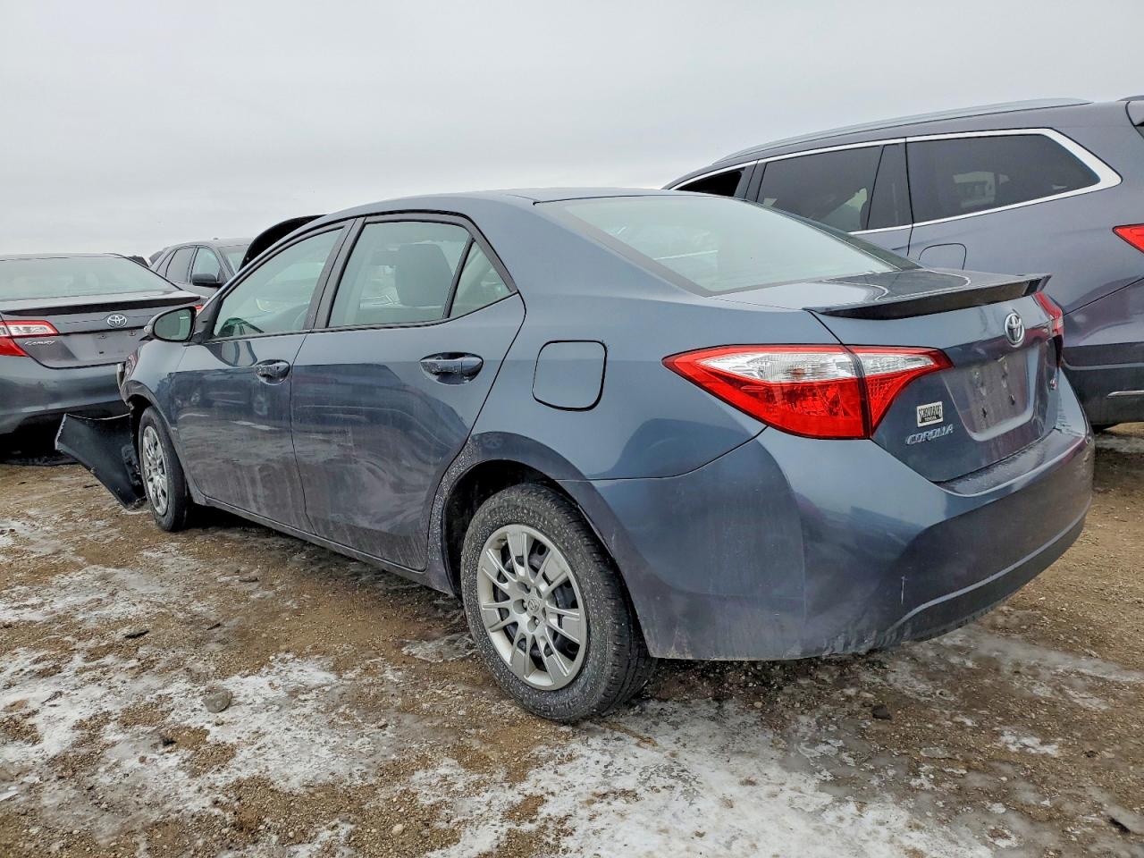 2014 TOYOTA COROLLA L photo 2