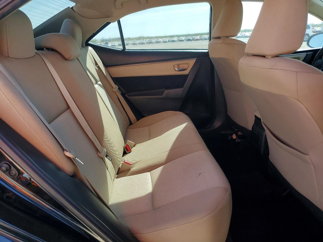 2014 TOYOTA COROLLA LE photo 10