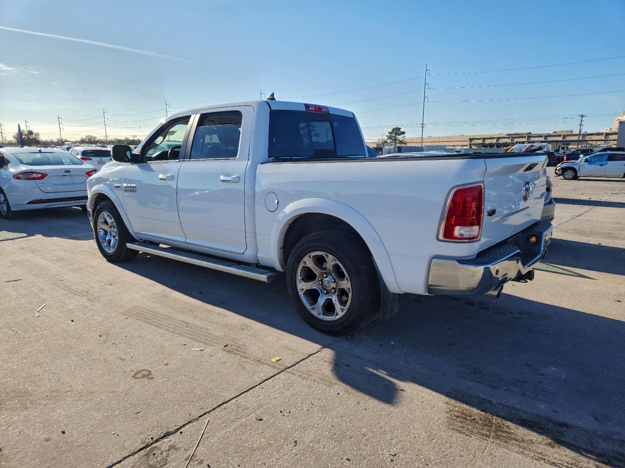 2013 RAM 1500 LARAMIE photo 2
