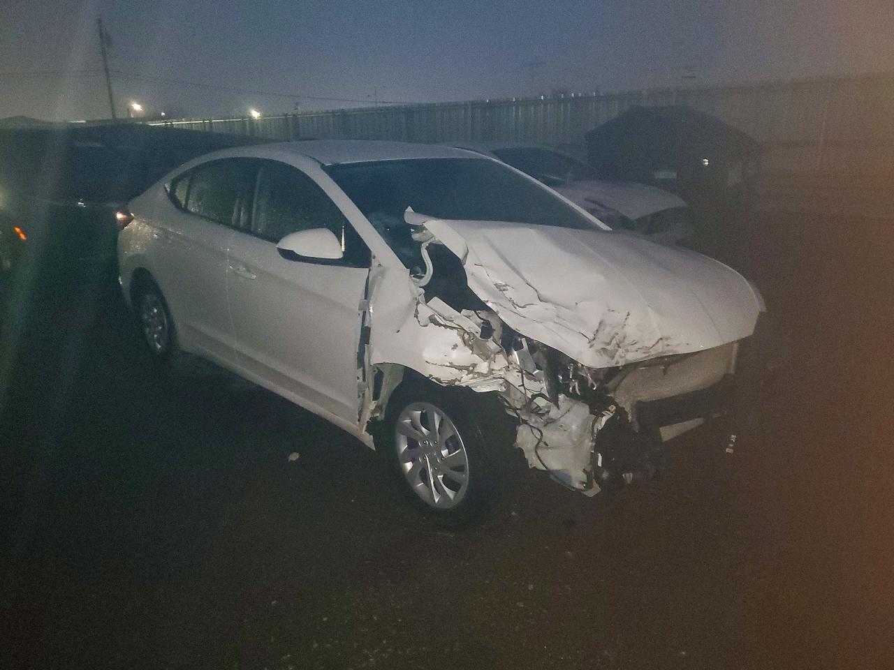 2019 HYUNDAI ELANTRA SE photo 7