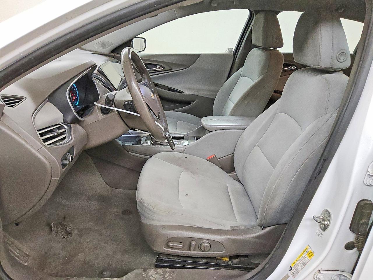 2017 CHEVROLET MALIBU LT photo 7