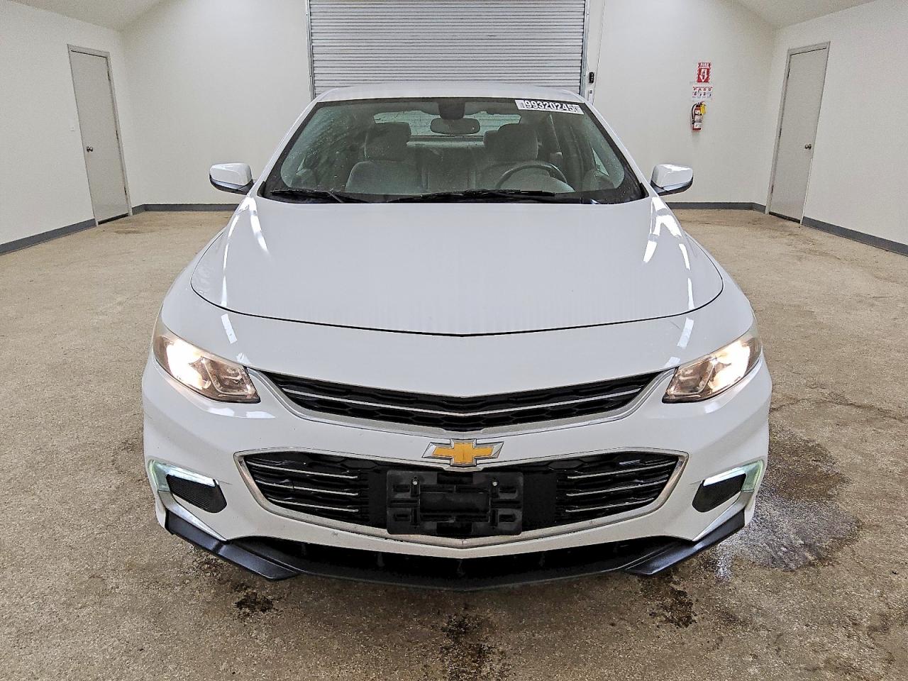 2017 CHEVROLET MALIBU LT photo 5
