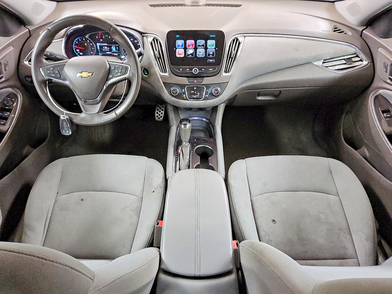 2017 CHEVROLET MALIBU LT photo 8