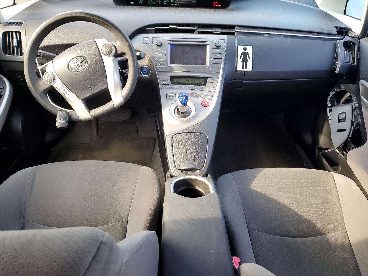 2013 TOYOTA PRIUS photo 22