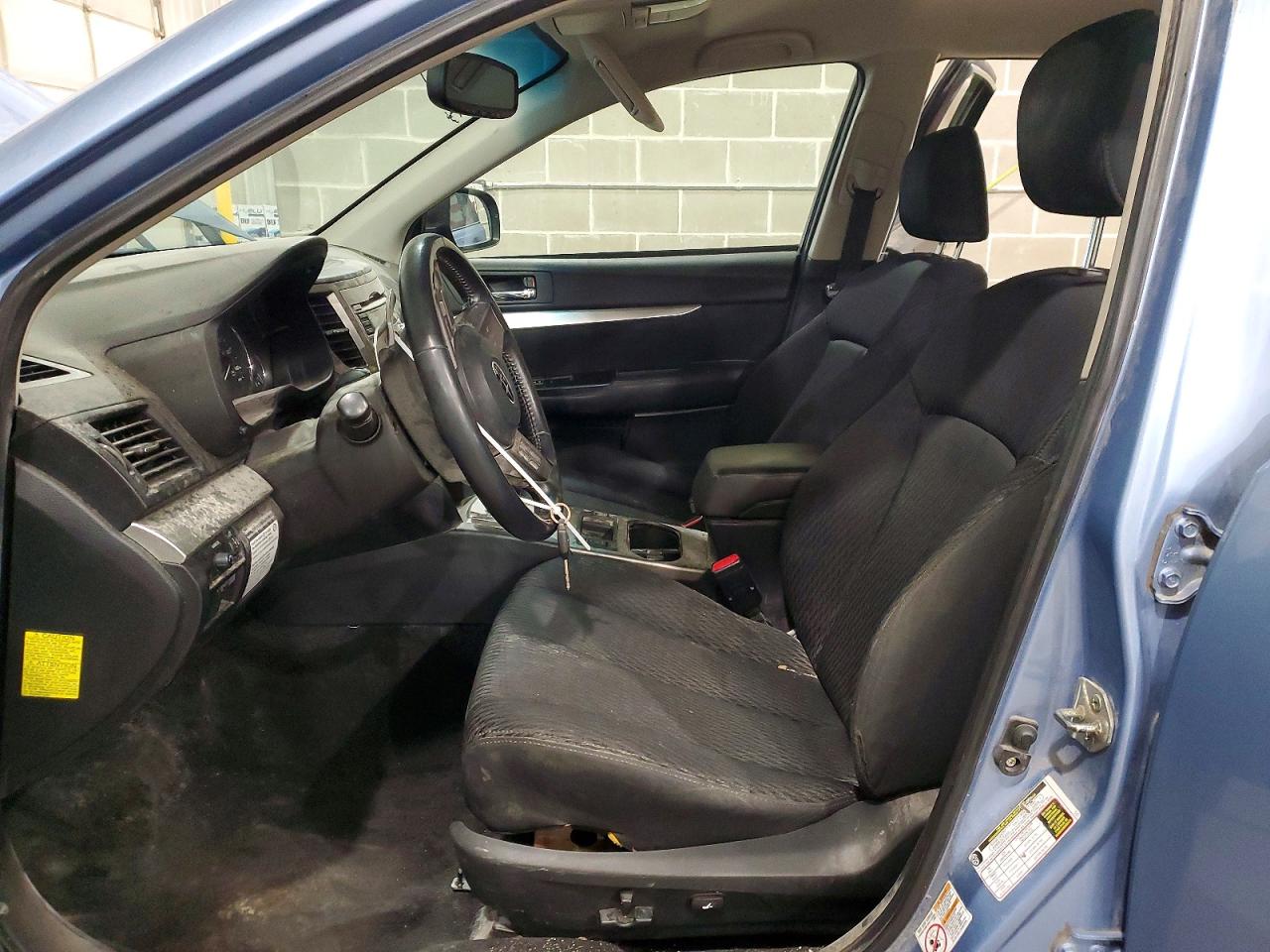 2011 SUBARU OUTBACK 2.5I PREMIUM photo 13
