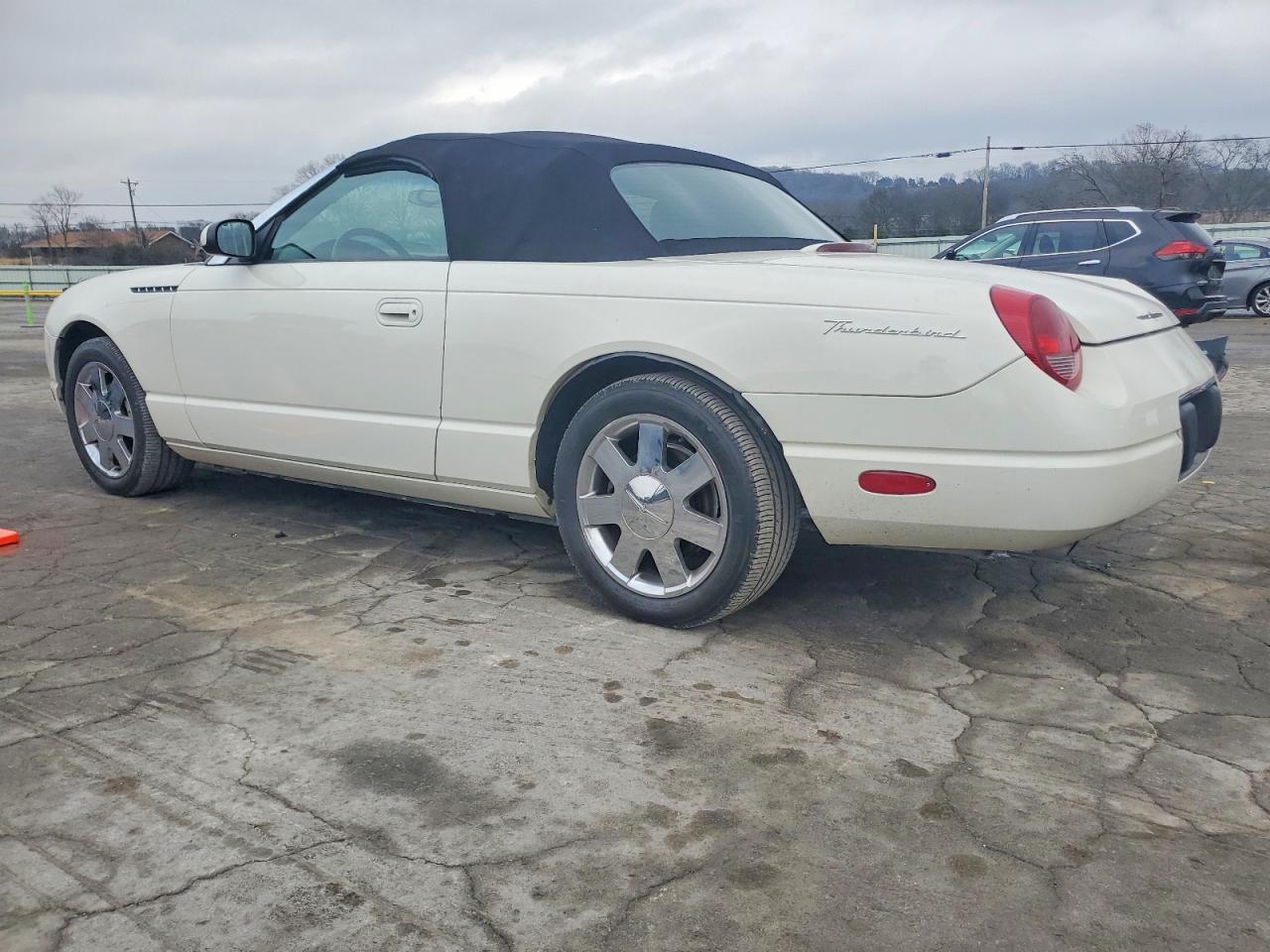 2002 FORD THUNDERBIRD photo 2
