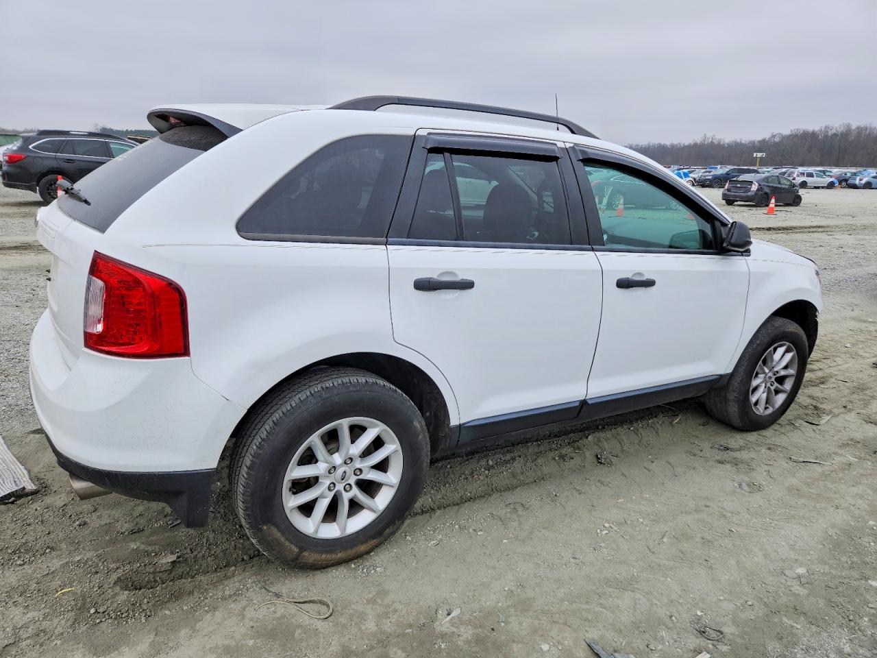 2014 FORD EDGE SE photo 5